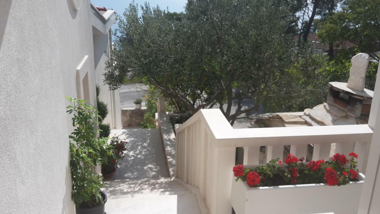 As Brela Otel Dış mekan fotoğraf