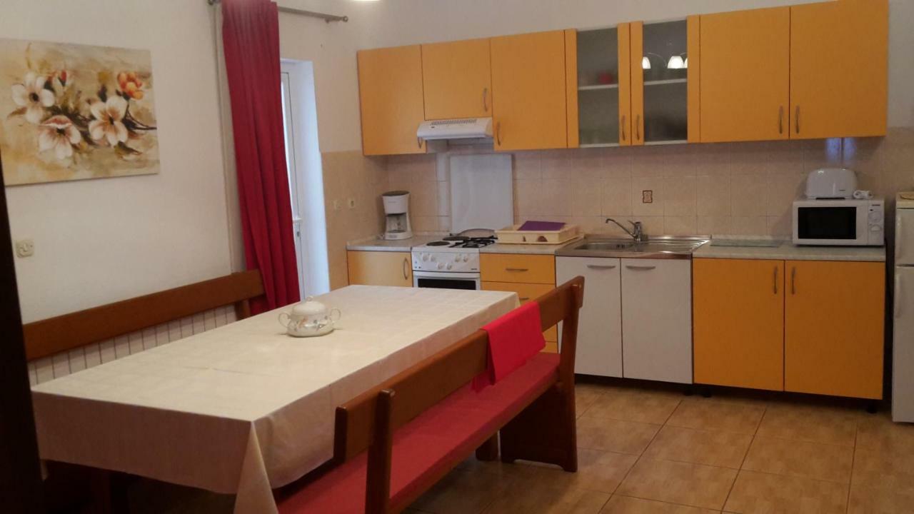 As Brela Otel Dış mekan fotoğraf