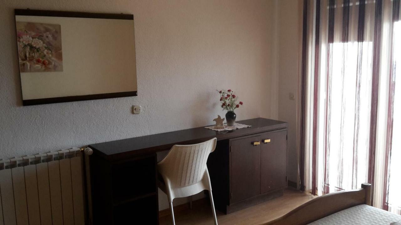 As Brela Otel Dış mekan fotoğraf