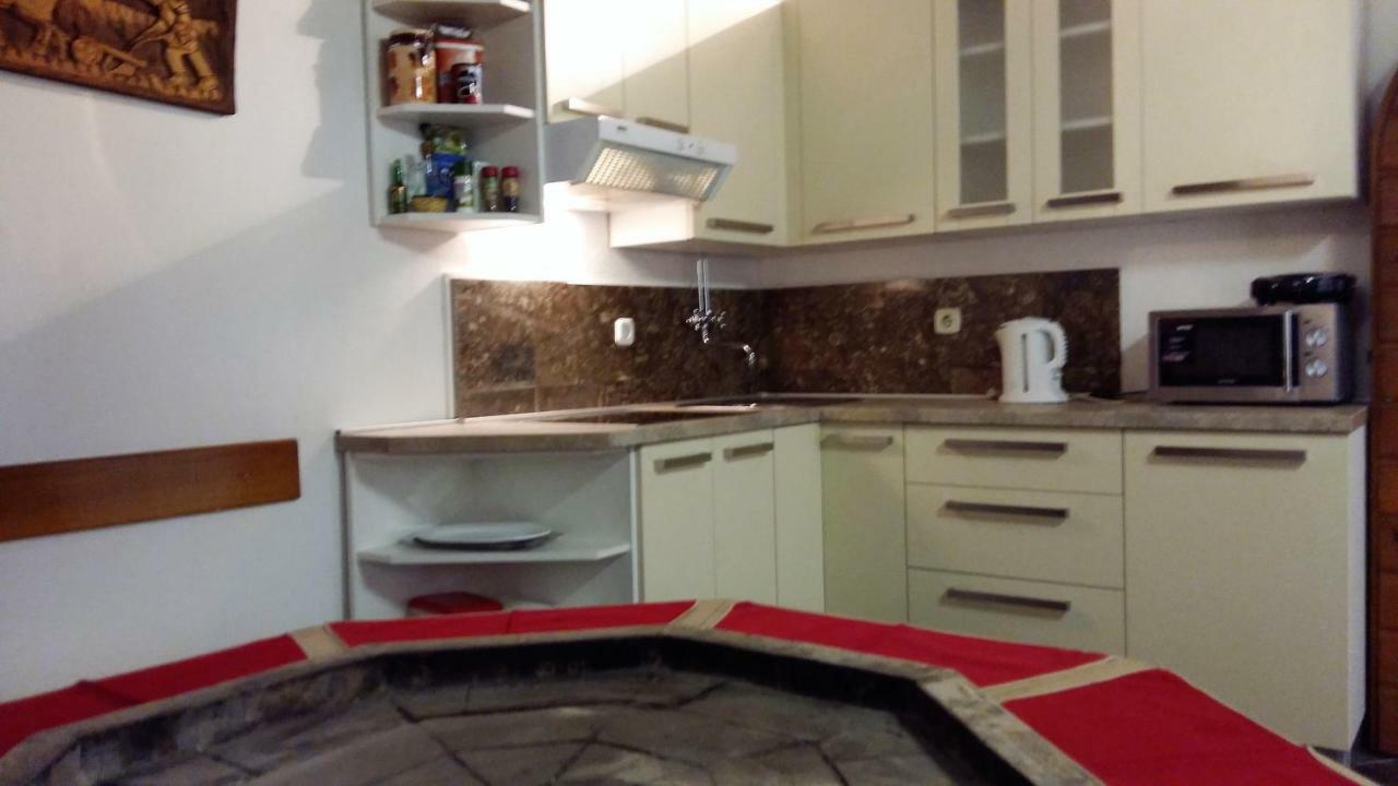 As Brela Otel Dış mekan fotoğraf